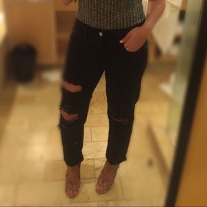 American Eagle Distressed Tomgirl Boyfriend Jeans